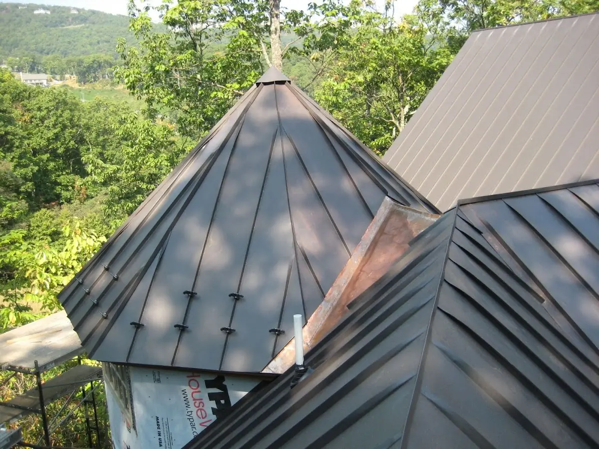 Professional Roof Tarp Installation by Craftsman Roofing in Rose Village